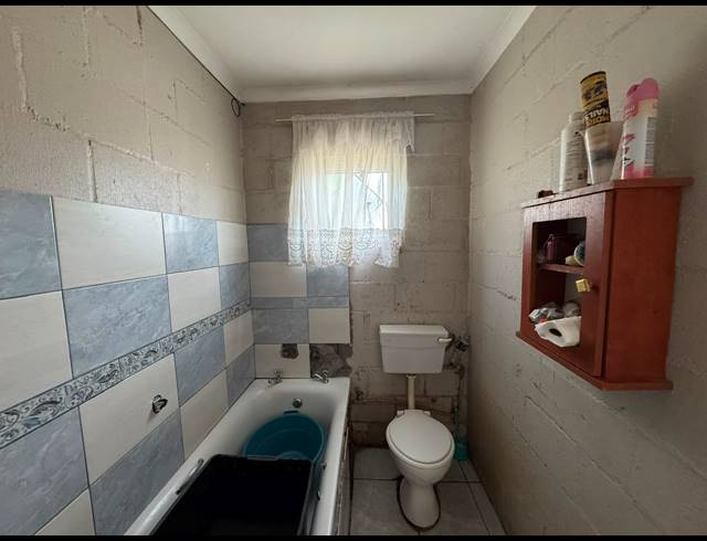 2 BEDROOM HOUSE FOR SALE IN SUNSET GLEN